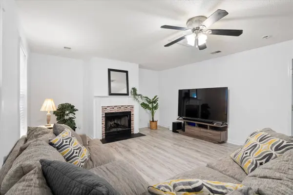 415 Aberdeen Cir, Summerville, SC 29483