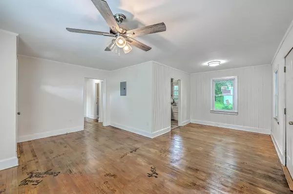 1482 Bells Hwy, Walterboro, SC 29488