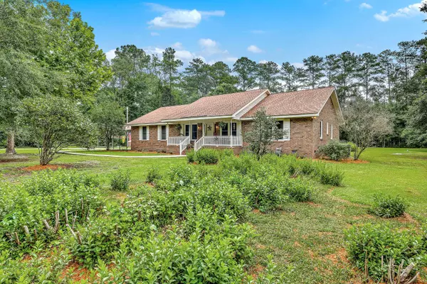 6018 Rehoboth Rd, Cottageville, SC 29435
