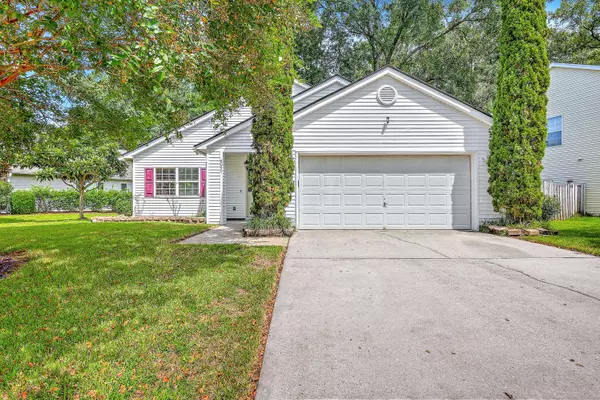 8099 Old London, North Charleston, SC 29406