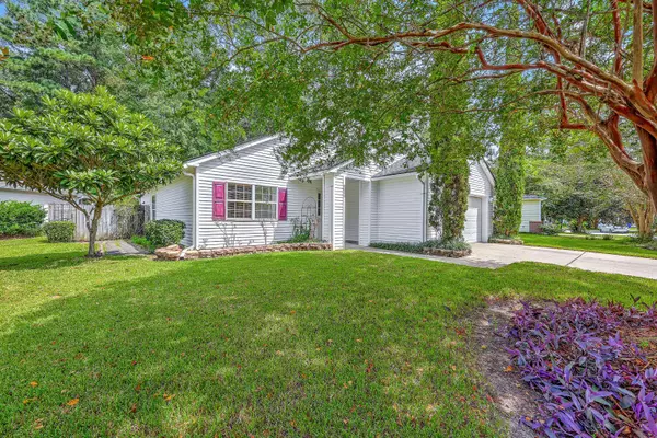 8099 Old London, North Charleston, SC 29406