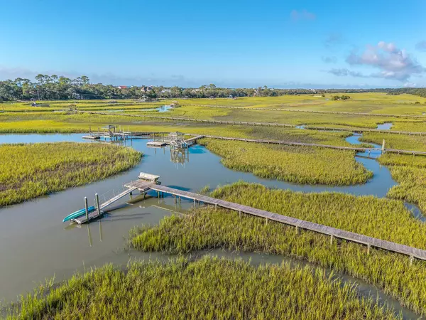 7759 Edingsville Beach Rd, Edisto Island, SC 29438