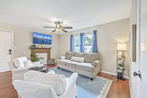 6240 Old Point Rd #C16, Hanahan, SC 29410