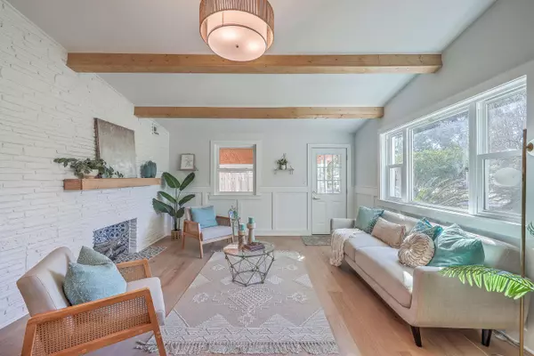 32 Briarcliff Dr, Charleston, SC 29407