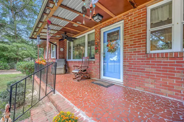 2 Mood Dr, Summerton, SC 29148