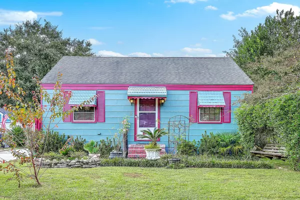 4745 Churchill Rd, North Charleston, SC 29405