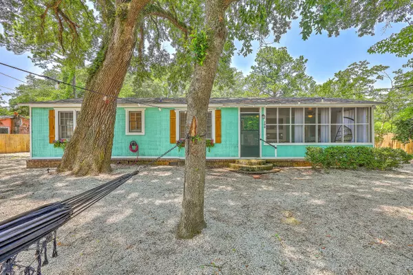 200 Hilltop Dr, Bonneau, SC 29431