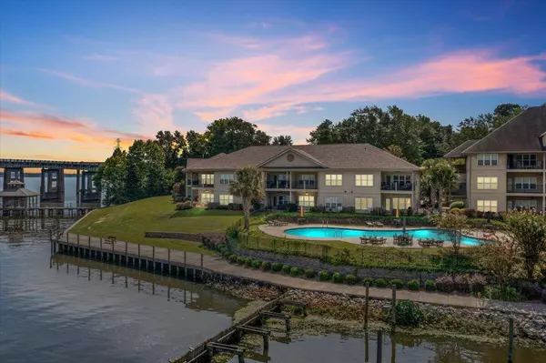 507 Ballard Ln, Santee, SC 29142