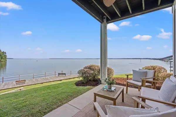 507 Ballard Ln, Santee, SC 29142