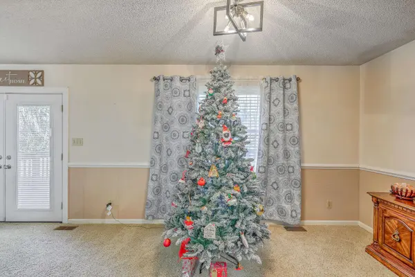 2198 Skyland Ln, Orangeburg, SC 29118