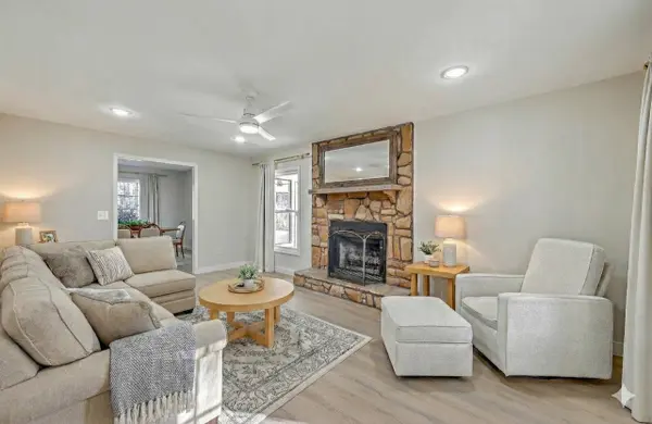 1282 Starline Dr, Summerville, SC 29486