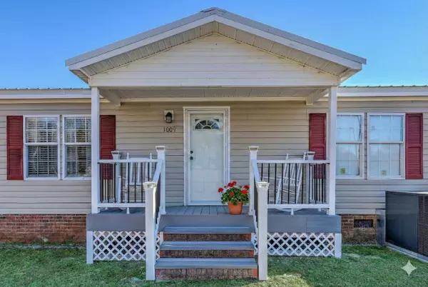 1009 Lion Heart Ln, Summerton, SC 29148