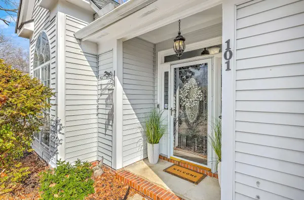 101 Hartley Hall Ct, Summerville, SC 29485