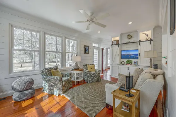 2104 Williams Veneer Ct, Mount Pleasant, SC 29466