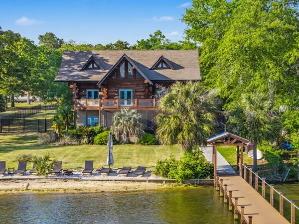 1537 Litzler Dr, Manning, SC 29102
