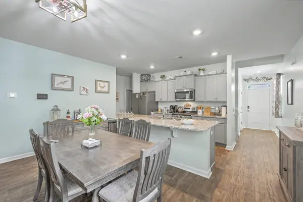 266 Sweet Cherry Ln, Summerville, SC 29486