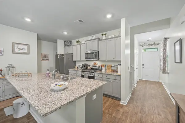 266 Sweet Cherry Ln, Summerville, SC 29486
