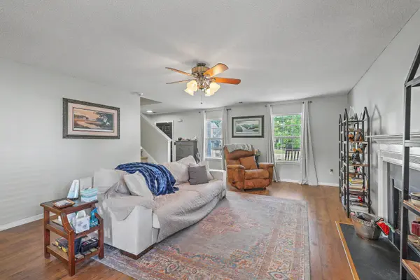 300 Dunning Rd, Summerville, SC 29486