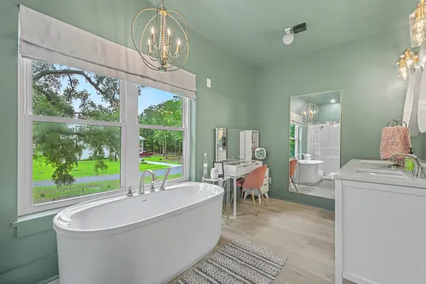 5715 Whistle Stop Ln, Ravenel, SC 29470
