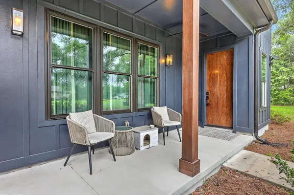 5715 Whistle Stop Ln, Ravenel, SC 29470