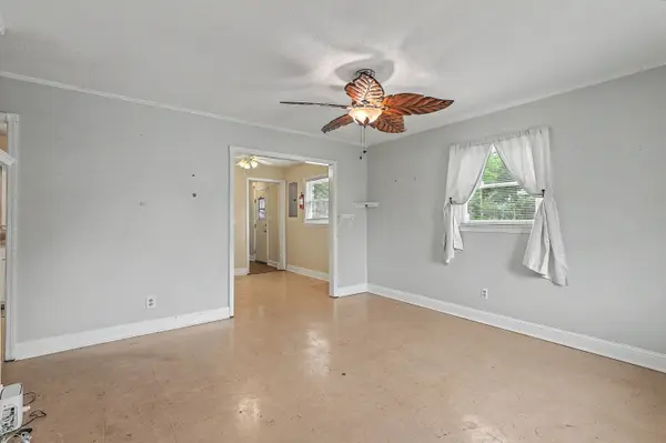 30 Belmar Ave, Goose Creek, SC 29445