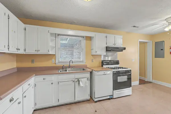 30 Belmar Ave, Goose Creek, SC 29445