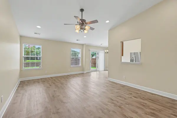 243 Dunning Rd, Summerville, SC 29486