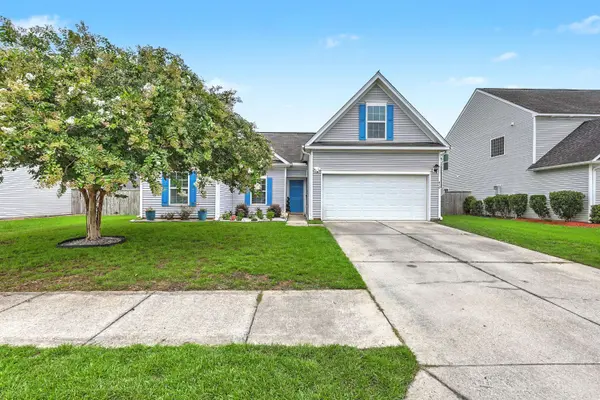 410 Gianna Ln, Goose Creek, SC 29445