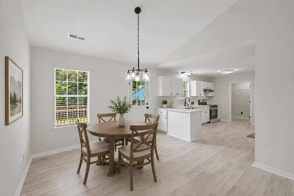 1327 Winterberry Ave, Goose Creek, SC 29445