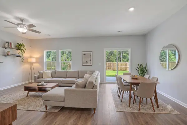 291 Firewheel Ct, Summerville, SC 29486