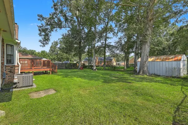 114 Essex Ave, Goose Creek, SC 29445
