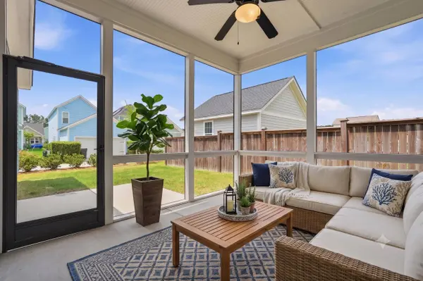 601 Blueway Ave, Summerville, SC 29486