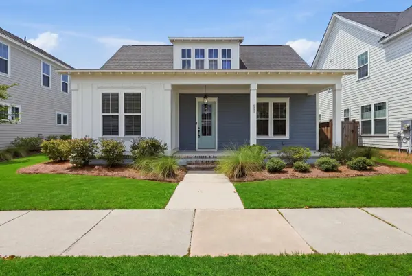601 Blueway Ave, Summerville, SC 29486
