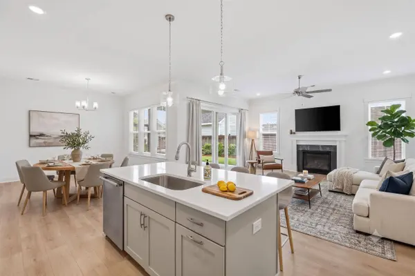 601 Blueway Ave, Summerville, SC 29486