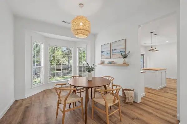 137 Stonehurst Dr, Goose Creek, SC 29445