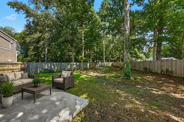 137 Stonehurst Dr, Goose Creek, SC 29445
