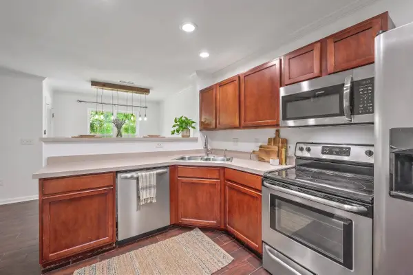 141 Darcy Ave, Goose Creek, SC 29445