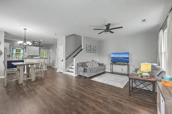 115 Worthington Dr, Moncks Corner, SC 29461