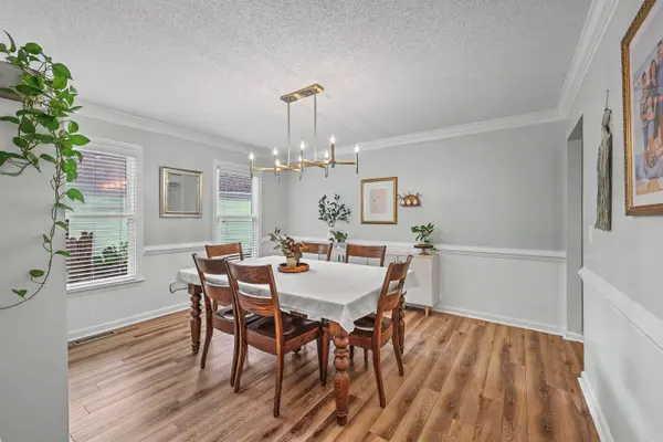 311 King Charles Cir, Summerville, SC 29485