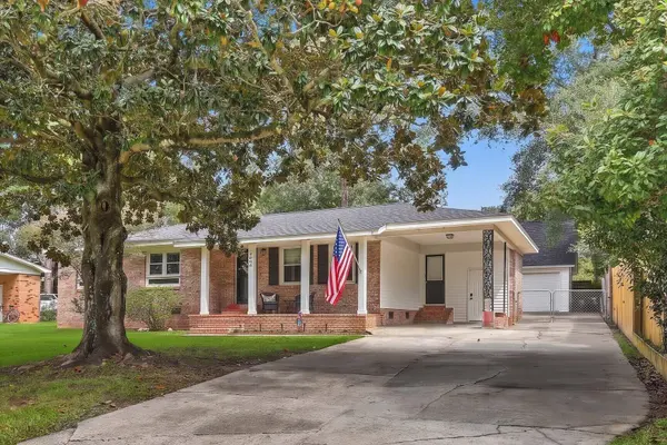 330 Oxford Rd, Ladson, SC 29456