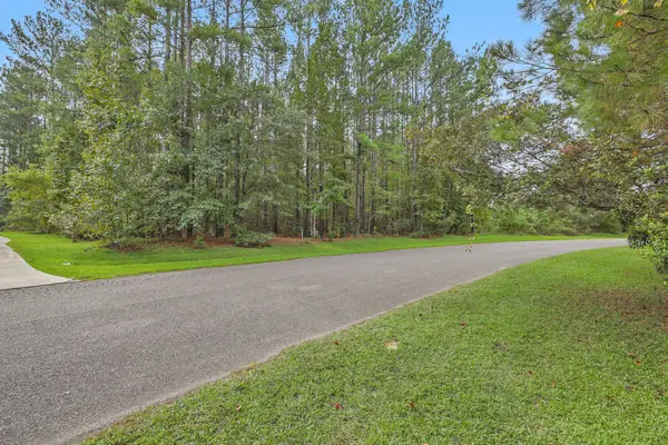 1109 Plantation Overlook Dr, Moncks Corner, SC 29461