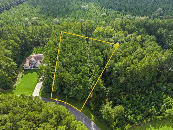 1109 Plantation Overlook Dr, Moncks Corner, SC 29461