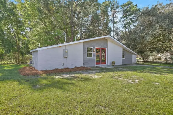37 Aldene Ave, Goose Creek, SC 29445