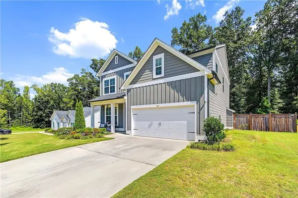 258 Creekstone DR, Dallas, GA 30132