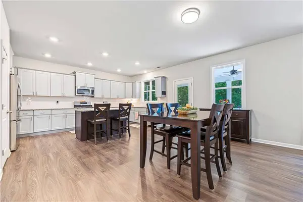 258 Creekstone DR, Dallas, GA 30132