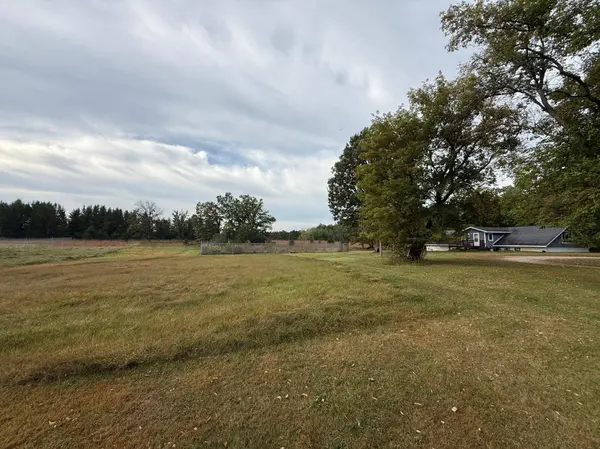 716 Cedar LN, Motley, MN 56466