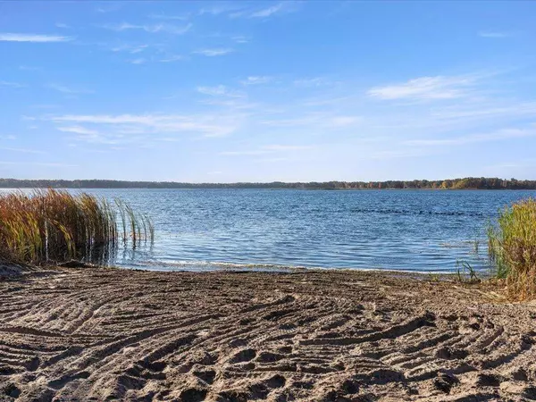 5335 Pine Beach RD, Brainerd, MN 56401