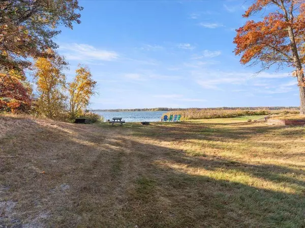 5335 Pine Beach RD, Brainerd, MN 56401