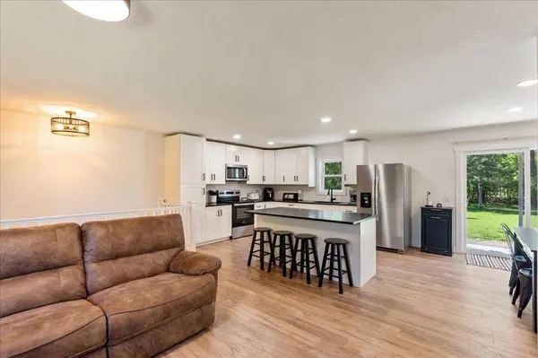 6141 Donald ST, Baxter, MN 56425