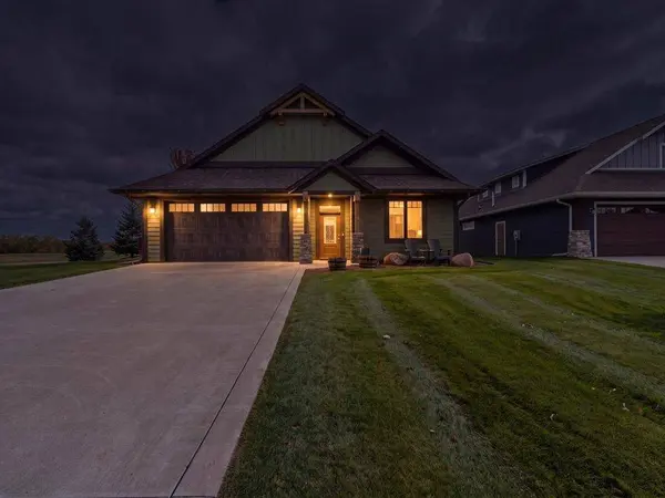 1282 Harbor PL, East Gull Lake, MN 56401